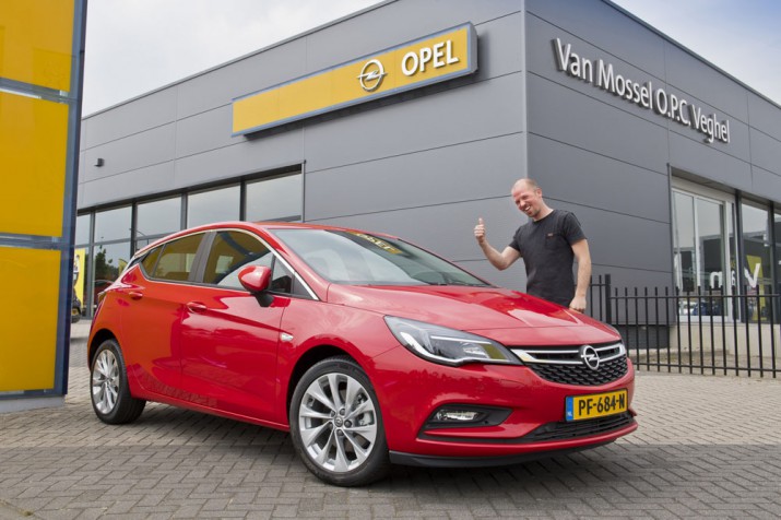 новый Opel Astra за просомтры на YouTube